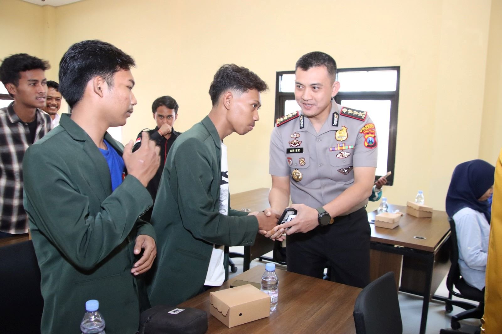 Kapolresta Sumenep Perkuat Sinergi Dengan Mahasiswa Melalui Silaturahmi Bersama Bem Sumenep